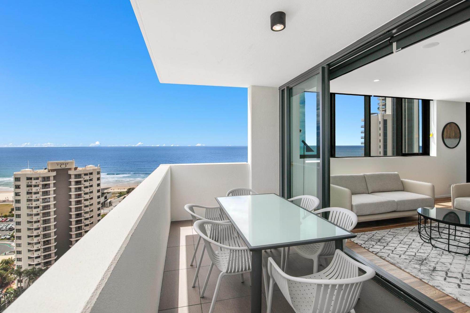 Koko Broadbeach Gold Coast Habitación foto
